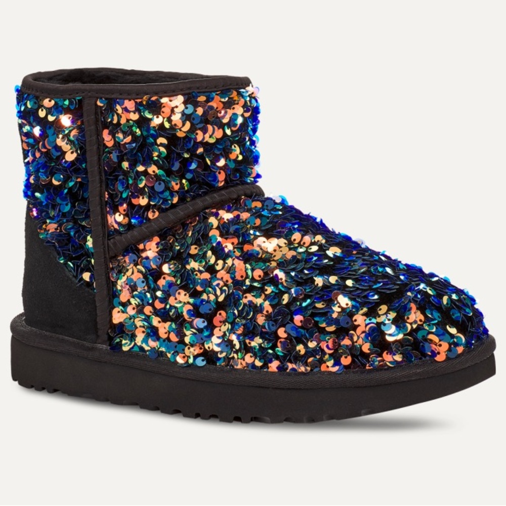 UGG Classic Mini Sequin In Medallion Blue size women’s 6 new without box